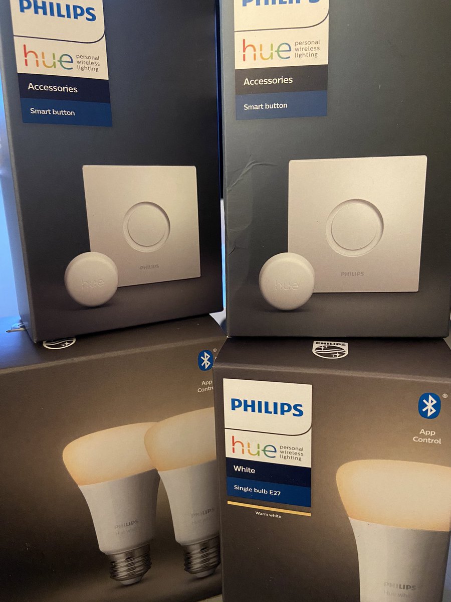 gimly's tweet photo. Going all-in on the hue #automationbaby #hueftw #hopethatsenoughkelvins https://t.co/iGxA68894K