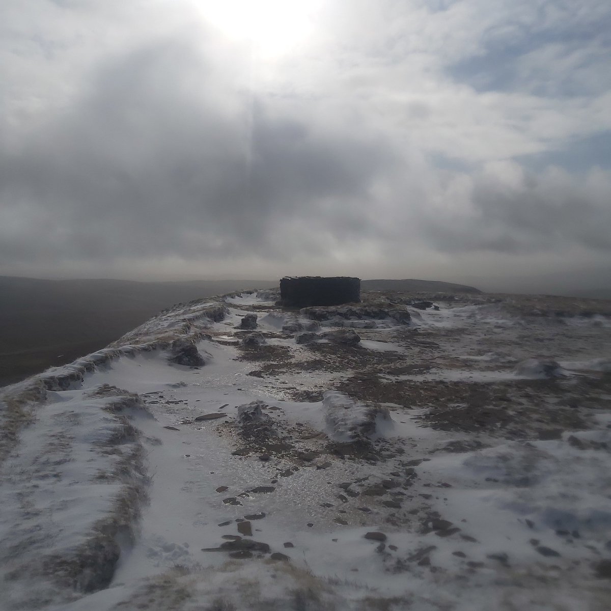 rhsnake's tweet photo. Beautiful morning ascending Fan Brycheiniog on St David's Day. Great to meet fellow intrepid spirits of @darrenhardy2880 and crew, working on an exciting project that you should all check out: https://t.co/ySaOObbKl6 https://t.co/plGIieJWBb