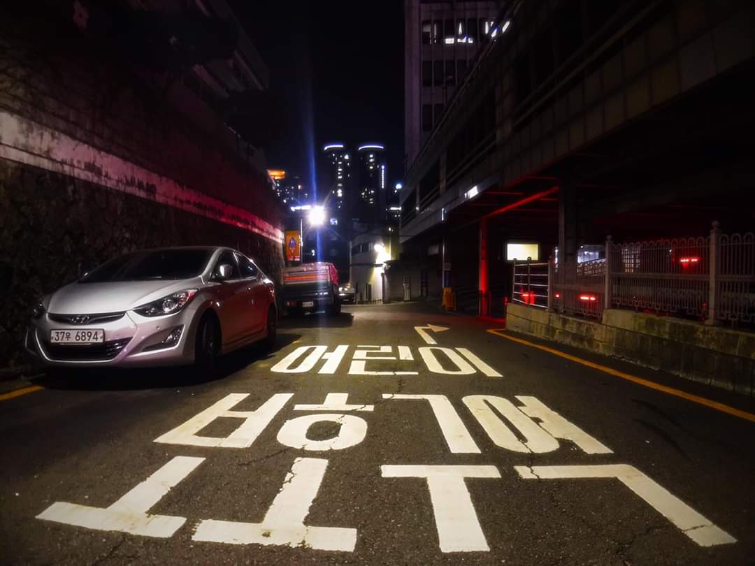 Солонгосд ирээд залгана биз дээ 
тэгүүл Даана шүү ххха😁😁