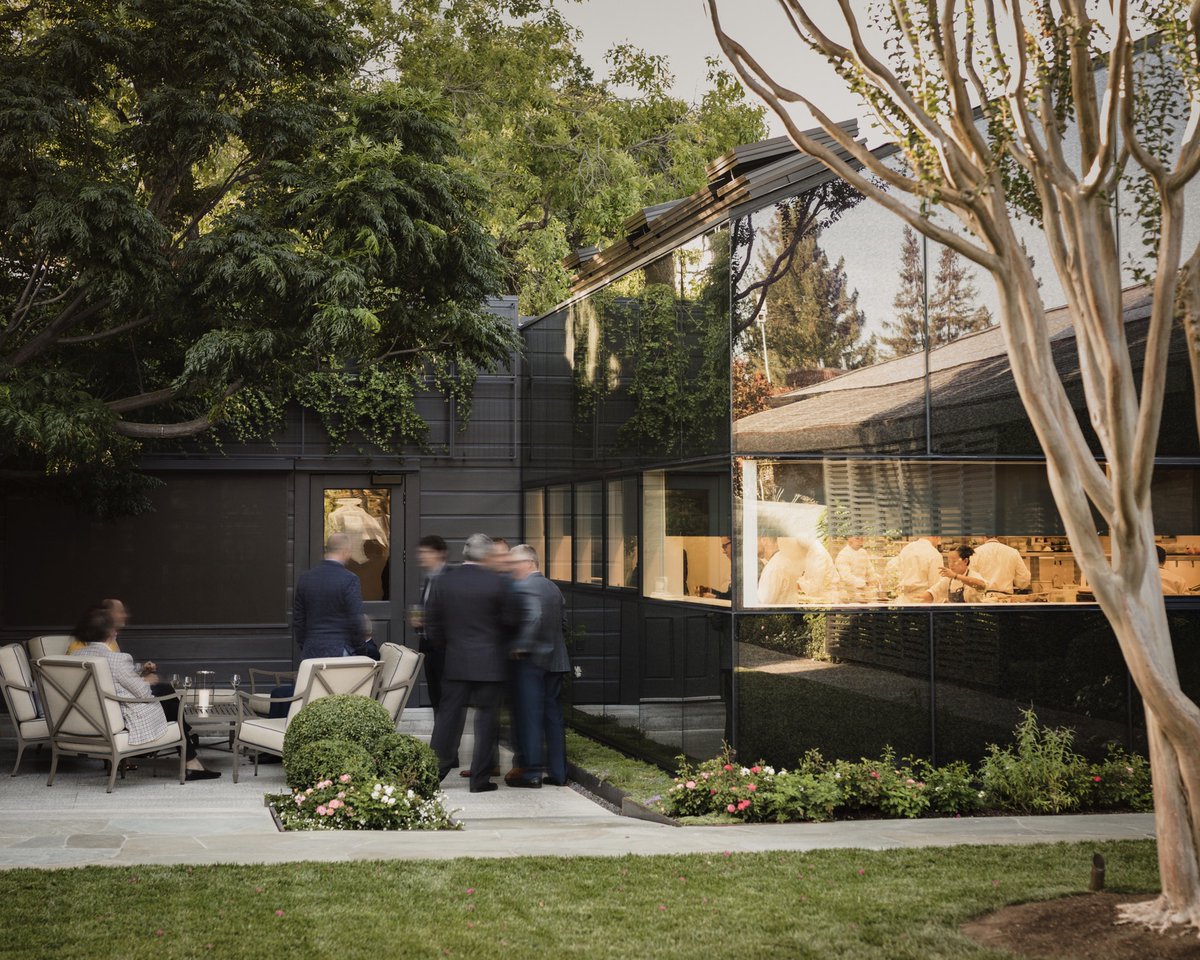 We are now offering reservations for May and June 2020, including reservations for our courtyard which opens May 1st. We look forward to welcoming our guests to #Yountville. Reservations: exploretock.com/tfl/ 📷: Michael Grimm