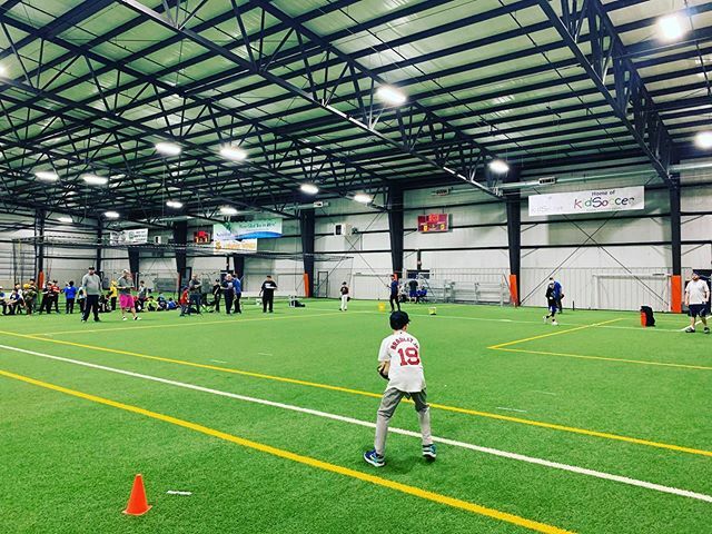 DyerLLBaseball's tweet photo. Bs are off and running! https://t.co/8tQFbFgok5 https://t.co/HMVEzRyRcJ