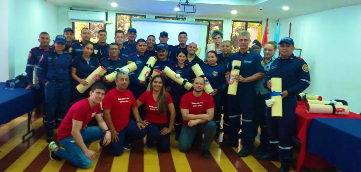 julianita206's tweet photo. Today we are doing the #StopBleed training for firefighters in the city of Yumbo. Valle del Cauca 🇨🇴@StopTheBleedACS @StopTheBleed @ACSTrauma @LenworthJacobs @EricGoralnick @bulgercot @RichardHuntMD @Panamtrauma @AmCollSurgeons @ascolcirugia https://t.co/KEDRxUJlcV