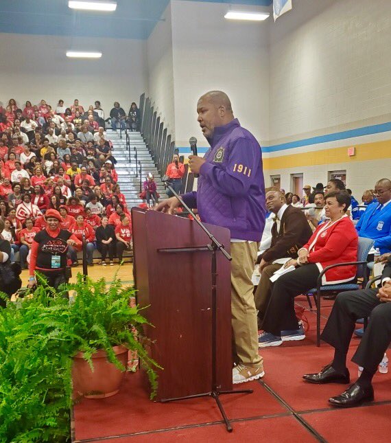 Remembering Bloody Sunday today. 41st Grand Basileus <a href="/DrMarionOmega/">David Marion, Ph.D.</a> addresses the crowd in Selma, AL. #selma55 #vote #omegapsiphi