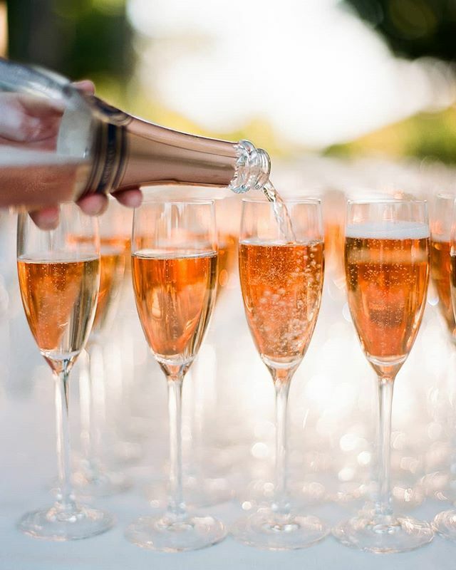 A little rosé to celebrate? Don't mind if we do! ​
​(Planner/Designer: <a href="/lrelyeaevents/">L'Relyea Events</a> | Venue + Catering: <a href="/carnerosresort/">Carneros Resort</a> | Photography: <a href="/mikelarson/">Michael Larson</a> | Officiant: <a href="/weddingsofheart/">Weddings of Heart</a> | Ceremony Music: @bellarosastringquartet | Ceremony Sound/Reception Music:… ift.tt/2IblS81
