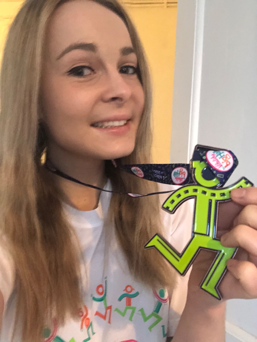 GivernyMasso's tweet photo. Buzzed to have completed the Vitality Big Half marathon ( @OfficialBigHalf ) with a new personal best of 2hours, 0 minutes and 39 seconds - despite a few injuries... just goes to show what you can do with some willpower! #RunThroughThePain #HalfMarathon #VitalityBigHalf https://t.co/HKijw3livE