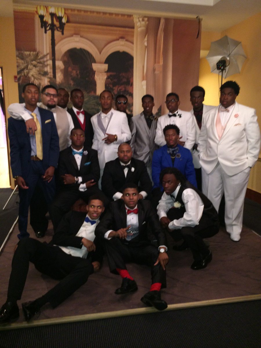MLHarrisIII's tweet photo. From boys to men!! It felt good to see these young men come through to show love and support for our re-election kickoff. I love my guys! #DenbighFootball #Boys2Men #MyGuys #BeGreat #SHINE #PressingForward2020 #Harris4CityCouncil https://t.co/bSwIth6X4G
