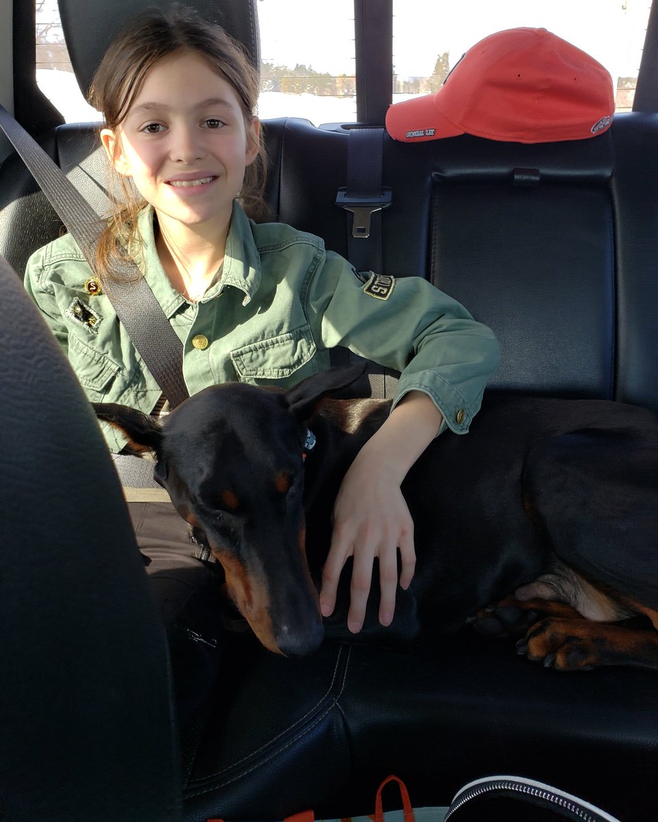 Road trip with our 2 girls😍