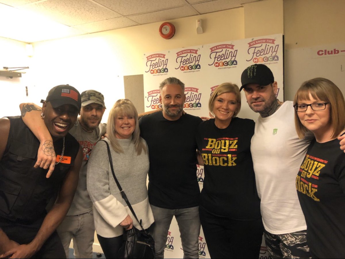 FMScotland's tweet image. So grateful for getting to meet these four lovely guys @BBlockofficial  @shanelynchlife @boyzonblock @abzlove  and Dane last night after winning a meet and greet!
And then participating in an amazing show.
Didn’t want the night to end and can’t wait to see you again 😘