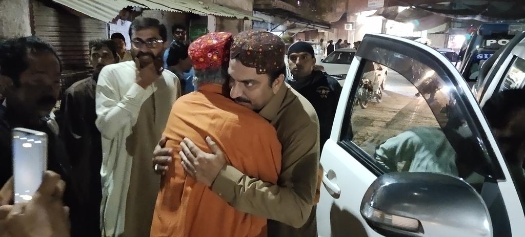 asadmalik117's tweet photo. Provincial Minister live stock  and fishreas Mr Abdul Bari Khan Patafi and Abdul Rab Khan Patafi and Abdul Sami Khan Patafi at the invitation of Mr. Uncle Lawyer Altaf Hussain Chaghatai
@WazeerDayoPPP
@AqrabaFatima
@BBhuttoZardari 
@SyedaShehlaRaza
@MuradAliShahPPP
@AsfaBhutto https://t.co/LG1sgEuPWl