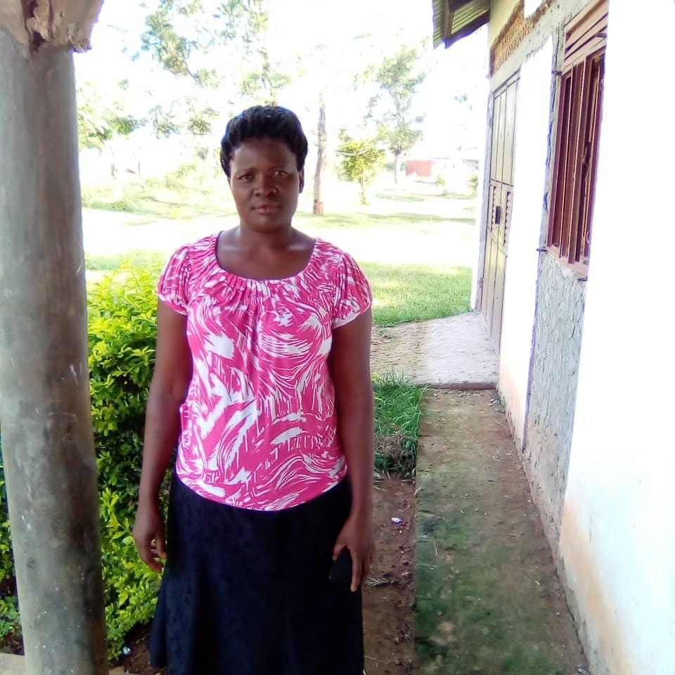 AgrisanU's tweet photo. We are honored to introduce our newly elected heads of AgriSan's saving scheme in Kadoto Village, Pallisa District, Uganda. From left to right;

Okello Florence: Chairperson of the Saving Scheme.

Akora Anthony: Secretary of the Saving Scheme. https://t.co/CSJbYKS4sl