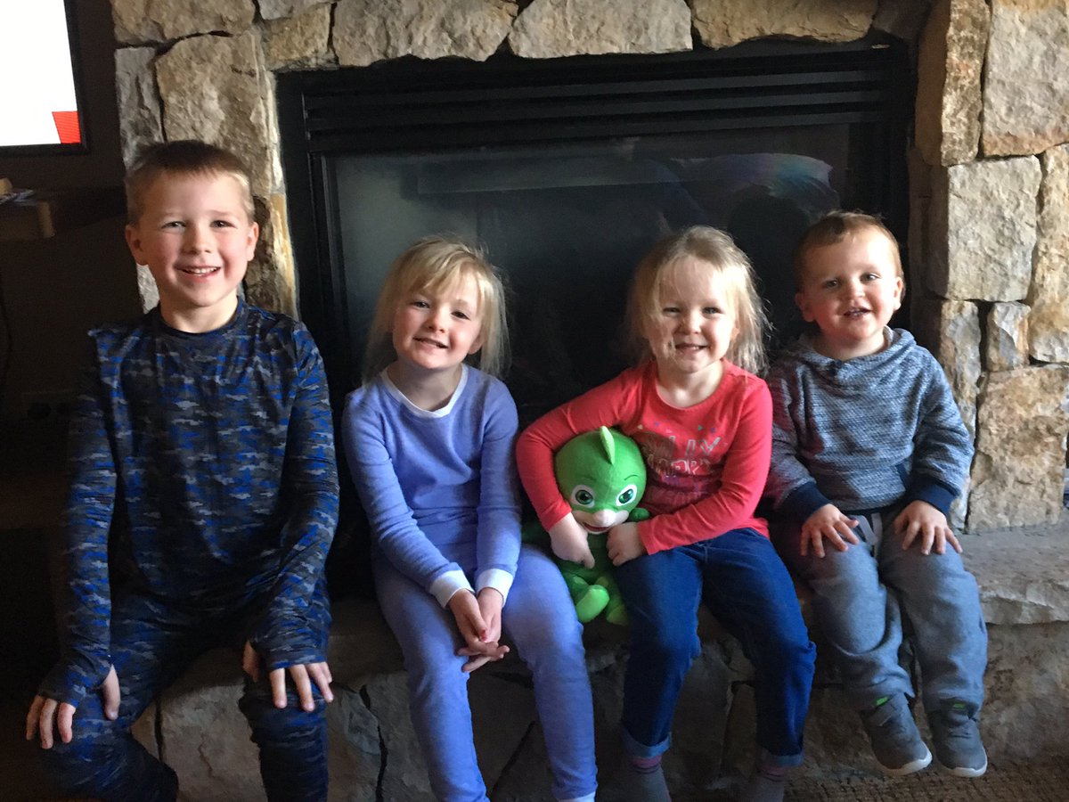Jamatyja's tweet photo. Best smiles ever 🥰 https://t.co/p0orMTLJkW