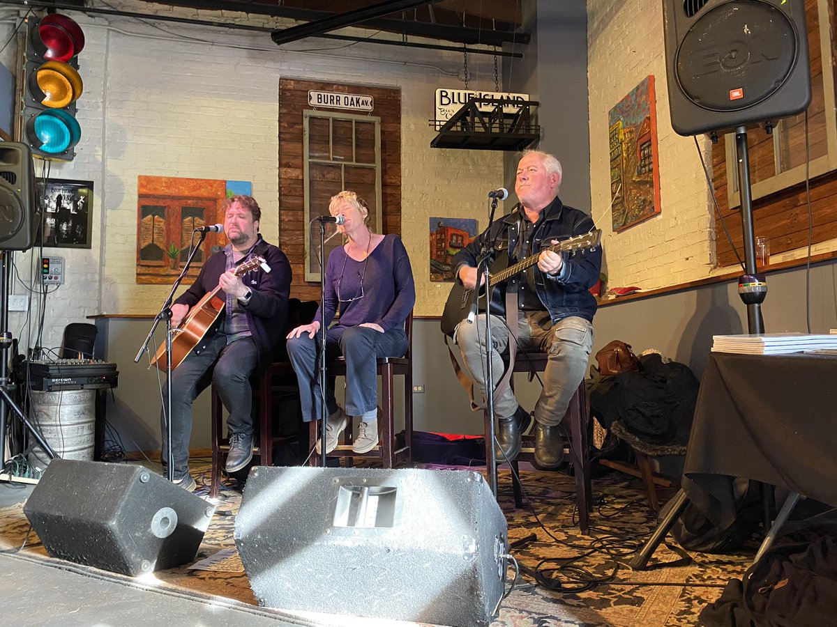 ModJam515's tweet photo. Thanks to @BlueIslandBC for continuing to book fantastic local musicians like @TheJonLangford #SallyTimms of @TheMekons &amp; #JohnSzymanski for an afternoon of music/spirits on the south side. Our community is lucky to have a venue that cares so much about live music &amp; the arts. https://t.co/GHFMo4mBYm