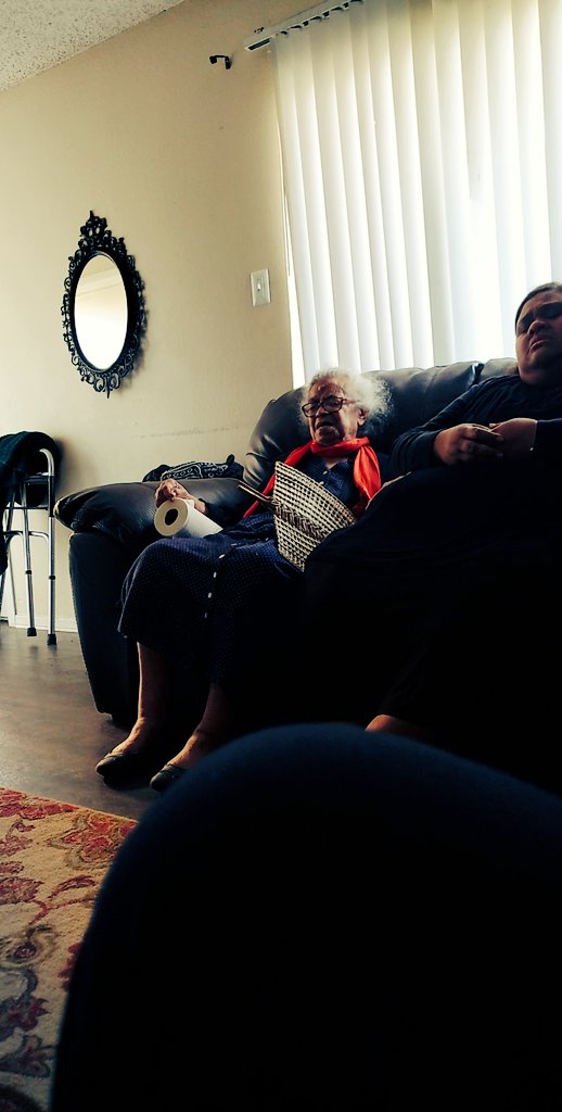 Mila_817's tweet photo. Love you, Grandma Heilala! So great to see you, only wish it was under better circumstances! Mau ofa lahi atu e. #RIPMone #Rocky @SheBlack_Tongan https://t.co/5dFJsrvrfq