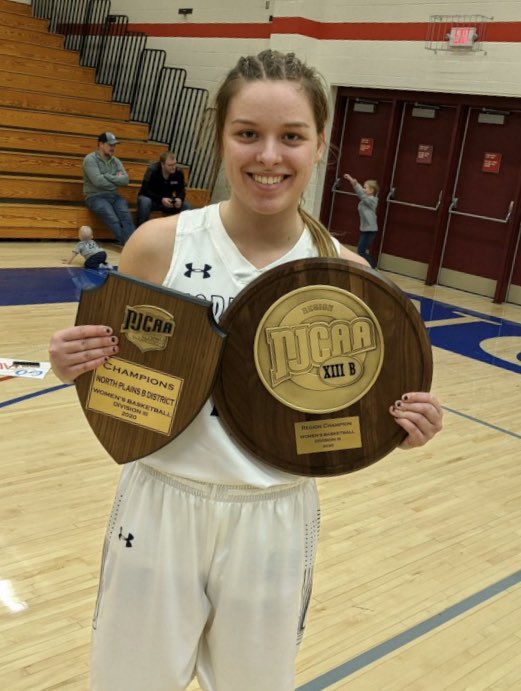 egfgreenwavegbb's tweet photo. Feeling lots of PRIDE for our Green Wave Alumni Macy Skyberg.  Heading to Nationals🏀 https://t.co/lbsIth9j1m