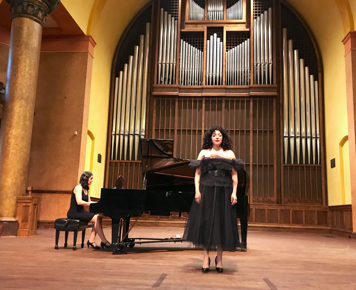 downtonluva's tweet photo. Elegant @JulieNesrallah floated across the stage like the Black swan, working her magic like the glorious, professional talent we have come to♥️.Her programs never fail to delight both musically +spiritually. Julie’s humour +genuine soul flow like champagne. https://t.co/o7VAvbWLml