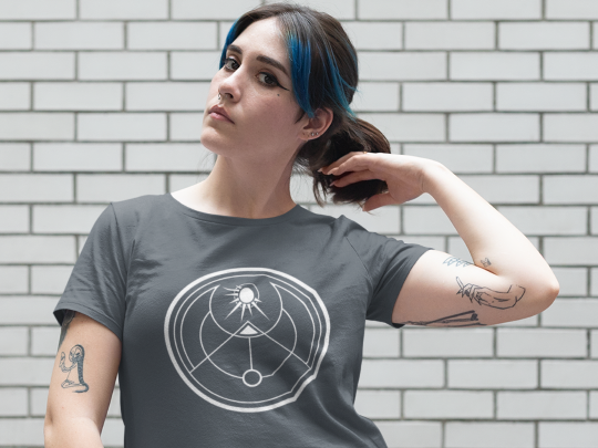 Exalt
Grab the shirt here: invokinglight.com/collections/ap…
#hermetica #alchemy #arcane #Occult #geometry #apparel