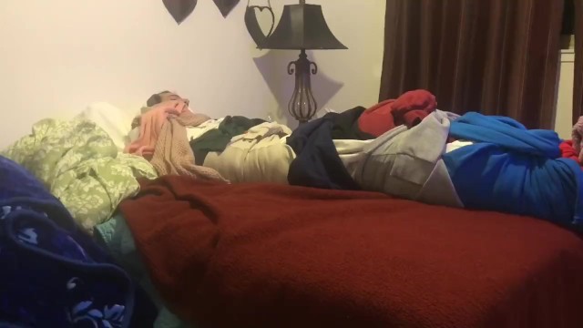 Tw Pornstars Sweaterbondage Twitter Humps Bed After Ruined Orgasm