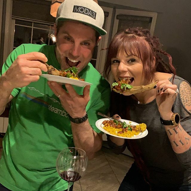 SherylsClub175's tweet photo. Ethnic dinner party was a hit 🍚🥘🥟 #cometogether #houseparty #sogrownup #class #ethnic #befree https://t.co/Xndc9e76QL https://t.co/CZ9Oypd8tb