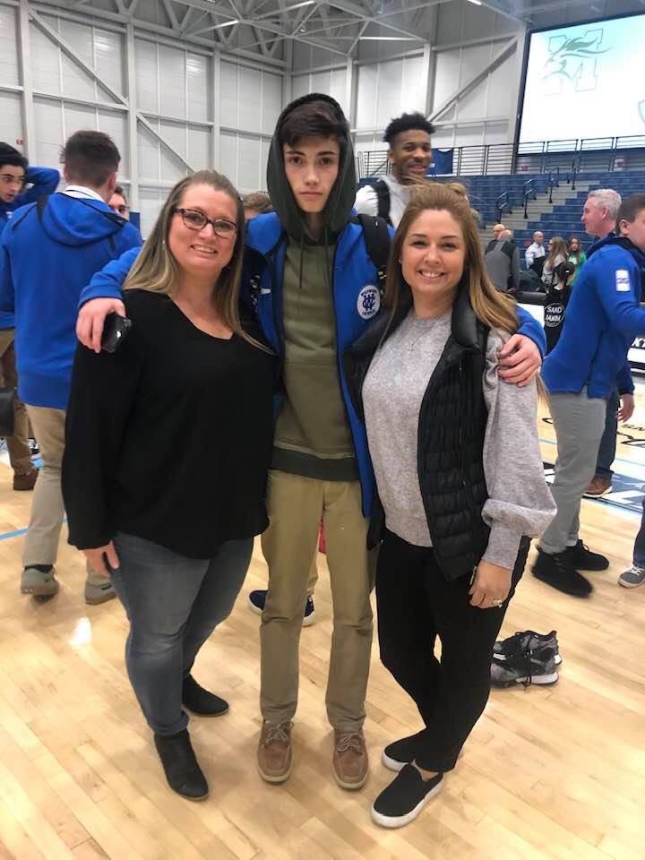 Longonevs's tweet photo. So proud of the fine young men they have become and thankful I have had the opportunity to watch them grow from little boys. Linda you have been the best team mom! #CALChamps #3PEAT https://t.co/1yq4huozFA
