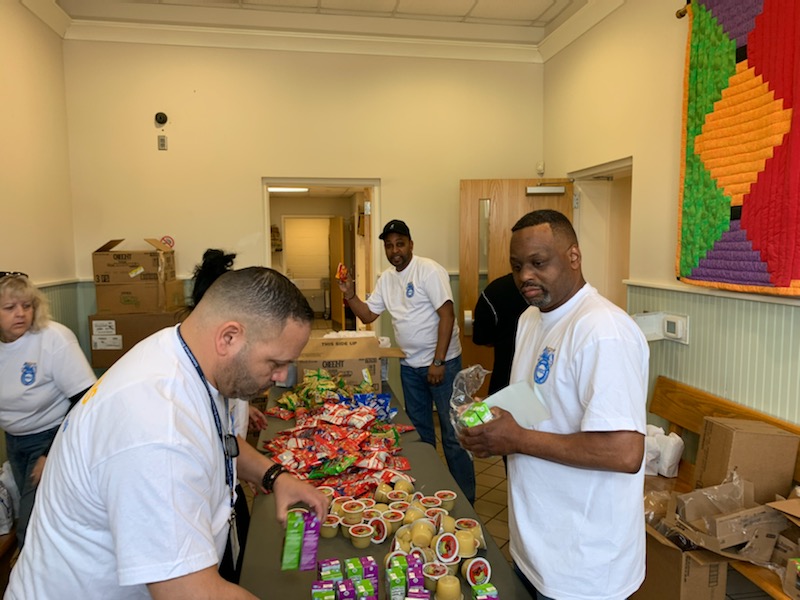 Teamsters's tweet photo. Today #Teamsters were honored to participate in the 55th anniversary of the march in Selma, commemorating "Bloody Sunday" &amp; the fight for black voting rights. Before today's anniversary march, Teamsters prepared food bags for 1,500 children in need in Selma. 
#Selma55 #1u ✊🏿✊🏽✊🏼 https://t.co/88fb5EF30j