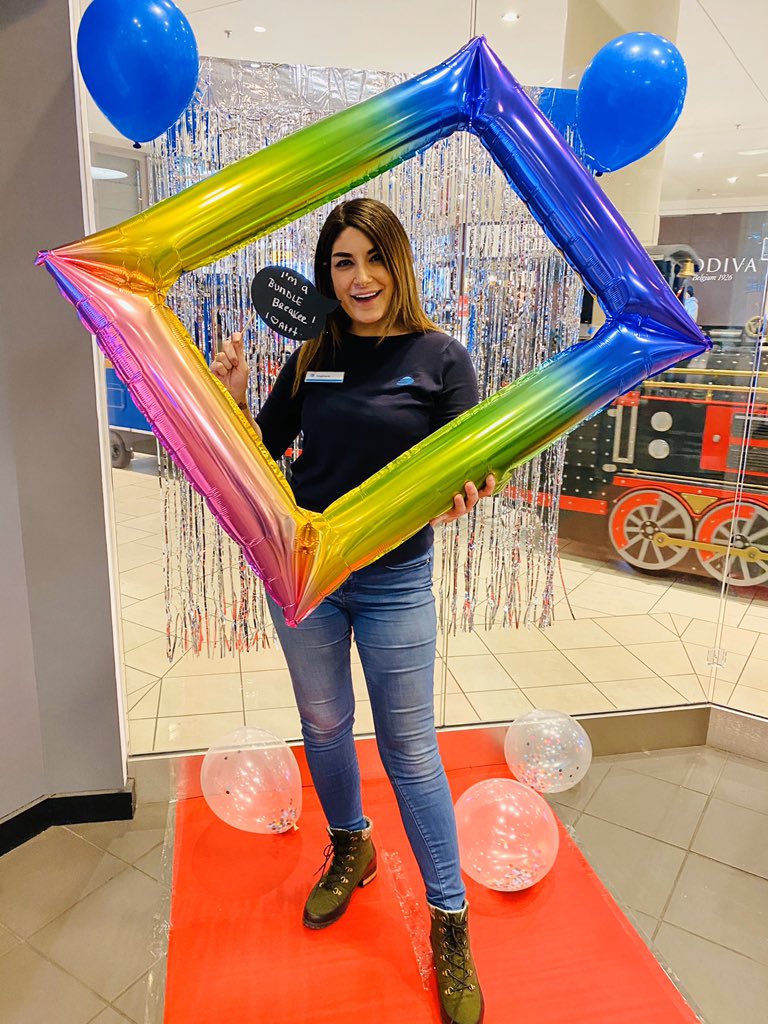 CSPQueenSteph's tweet photo. EXCITED for the FUTURE OF TV 💙#LifeAtAtt #NYNJStateOfMind #attTV #Bundlebreakers #thewaymakers @HannahEaves5 @akwaymire @judy_cavalieri @AsgarJaffery https://t.co/xKeBsIDlxB