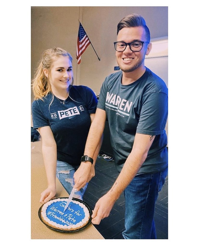 GatorsForWarren's tweet photo. #ThankYouPete for the voice you brought to this race. We loved getting to spend some time on campus with @UF4Pete during this primary, keep fighting ❤️❤️ #Friendship2020 https://t.co/0HVk0yRvBW