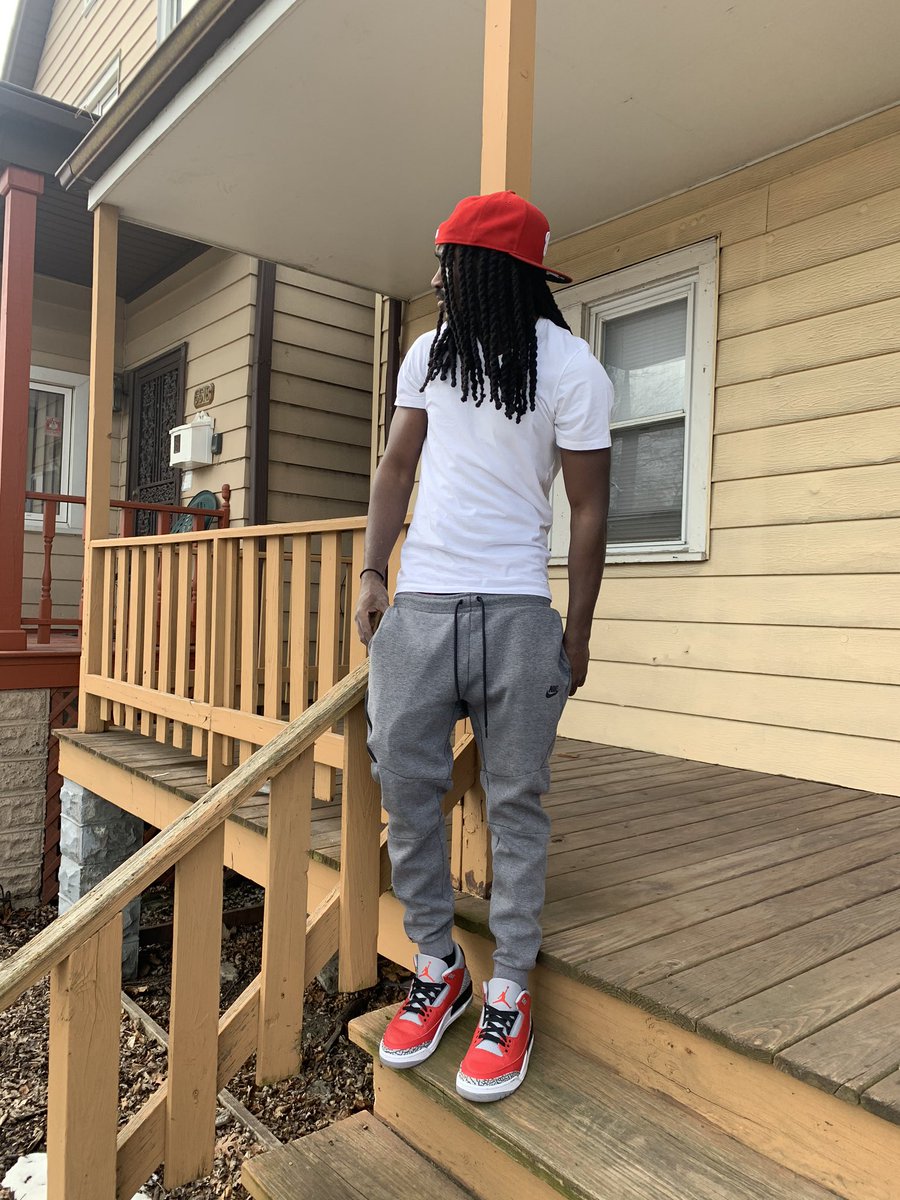 lillaw103's tweet photo. Keep sum on me for the get back ✔️ #GGMB2 https://t.co/GWUR7gqVlb