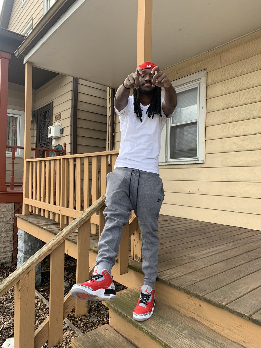 lillaw103's tweet photo. Keep sum on me for the get back ✔️ #GGMB2 https://t.co/GWUR7gqVlb