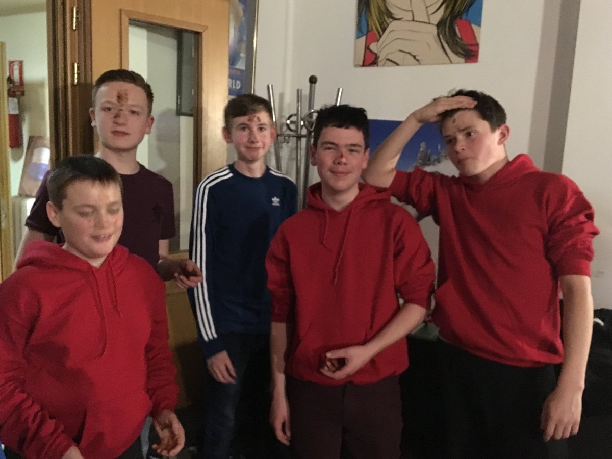 PPencelli's tweet photo. Everyone loves the chocolate game. #funnyfaces #messyfaces https://t.co/axPSnPcq0p