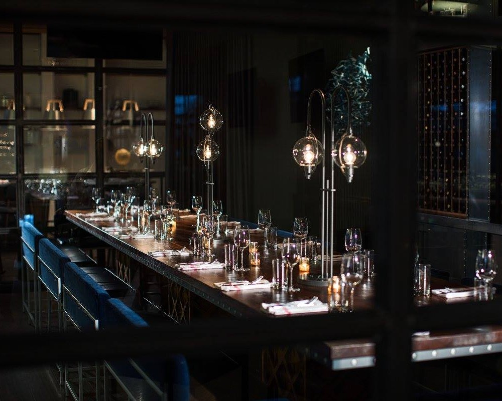 Enjoy our Private Dining Room for your next business meeting. 

#RenHotels #RenaissanceToledo #BrimHouseToledo #MeetingSpace