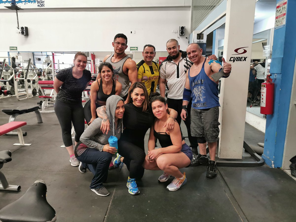 eridunnet's tweet photo. Entrenamiento de domingo #JBTeamLux #TeamLux #coachEri https://t.co/Fot7HfpmKI