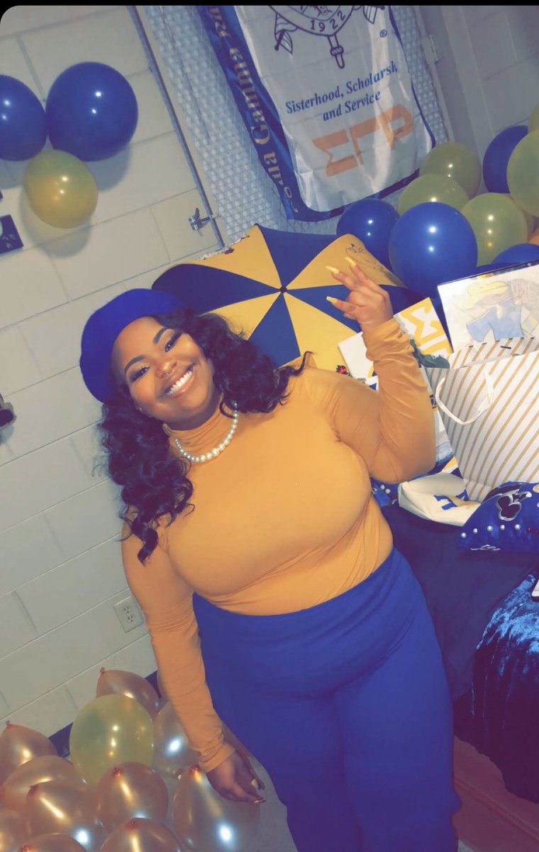 miss mary poppin 💛 tweet media