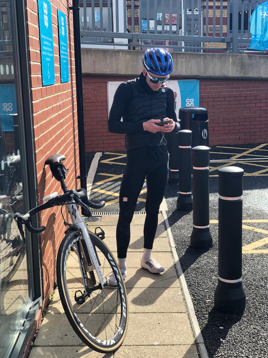No time for cafe stops on todays ride. 👀
<a href="/LimarHelmetsUK/">Limar Helmets UK</a> <a href="/SwiftProCycling/">SwiftCarbon Pro Cycling 🚲</a> <a href="/swiftcarbon/">SwiftCarbon</a>