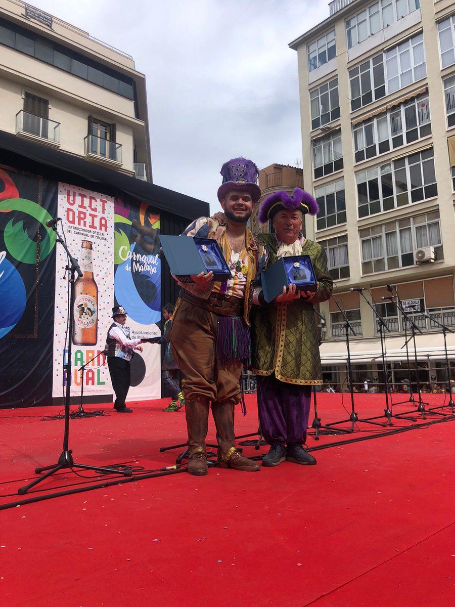 jesusgutierre67's tweet image. Hoy he tenido la suerte de ganar tres premios de cuatro como autor, mejor presentación de comparsas y mejor pasodoble de murgas y comparsas, menuda guinda a un carnaval 2020 inolvidable, gracias Málaga por tanto!!!!