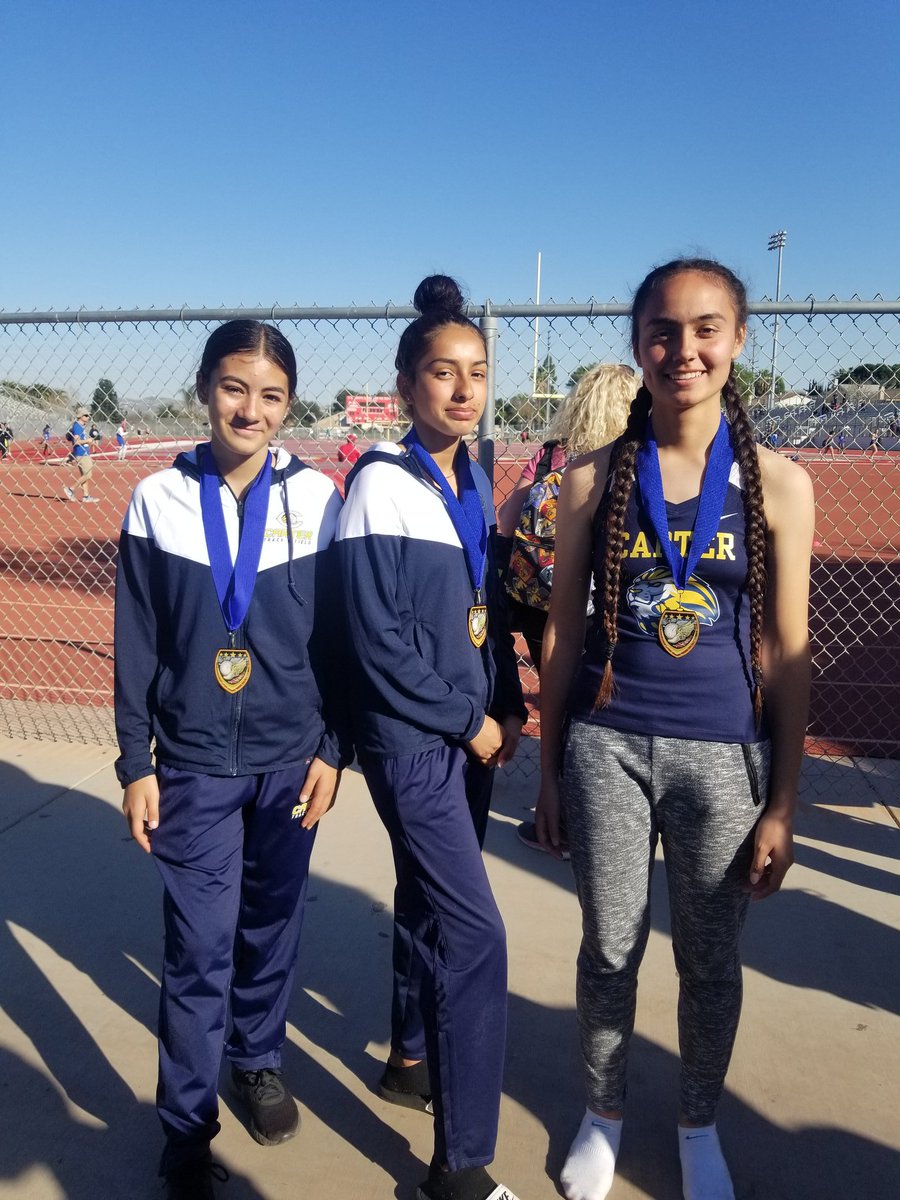 coachmarshall09's tweet photo. Congrats to (L to R) Brianna Rodriguez, Luz Lopez, Christina Ioane, and Jessica Ruvalcaba for winning the sprint medley relay! @LionAthletics1 #CarterTrackAndField #CoronaRelays #TrustTheProcess https://t.co/K1COqrCNpc