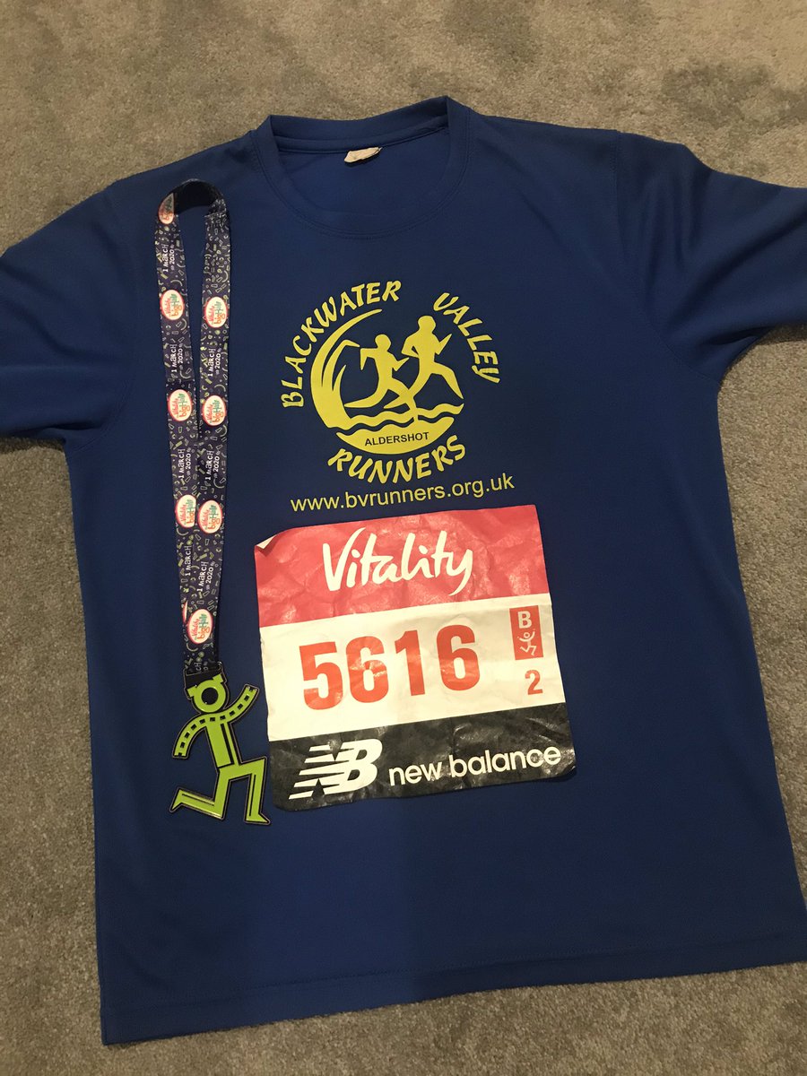 marlandface's tweet image. @OfficialBigHalf done ✅ loved it. Beat last years time by 1 min 30. Then got a free cider and pie from @NewBalanceUK Runaway Pub. Powered myself with  @MaurtenOfficial stuff amazing #MovedByLondon #runnb