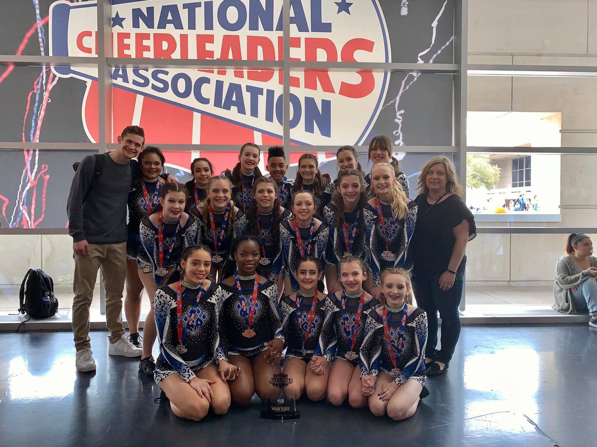 CAPA_GoldCats's tweet photo. Congratulations to our @CAPA_Chromecats on becoming NCA Bronze Champions!! Your GoldCats are so proud of you!! 🐱 💙🐾🖤 https://t.co/rCwKLtcUx5