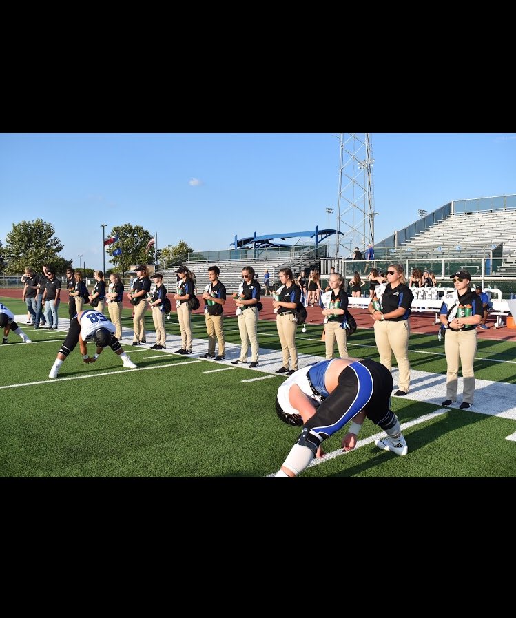 BraelynTrulove's tweet photo. Happy National Athletic Training Month to my favorite people everrrrr!!! @GHSTrainers #ATproud2020 #ATinGT2020 #BSWHsupportsATs #NationalAthleticTrainingMonth #NATM2020 @HealthyAthlete2 https://t.co/eppytQ5zrN