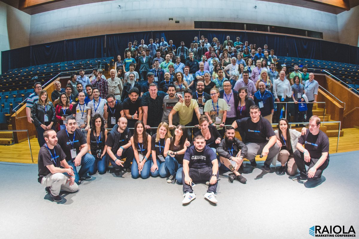 RaiolaNetworks's tweet photo. ¿Cuál fue el primer evento de #raiolamola? 😎
El 8 de julio 2017 en Santiago de Compostela se celebró Raiola Marketing Conference.
@miguelfloro @lu1sma @cinacio06 @MATrabado @rubenalonsoes fueron parte de la parrilla marketera 🙌🏽
¿Cuándo nos conociste? El día 5 cumplimos 6 años https://t.co/yUgRqRNZ2P