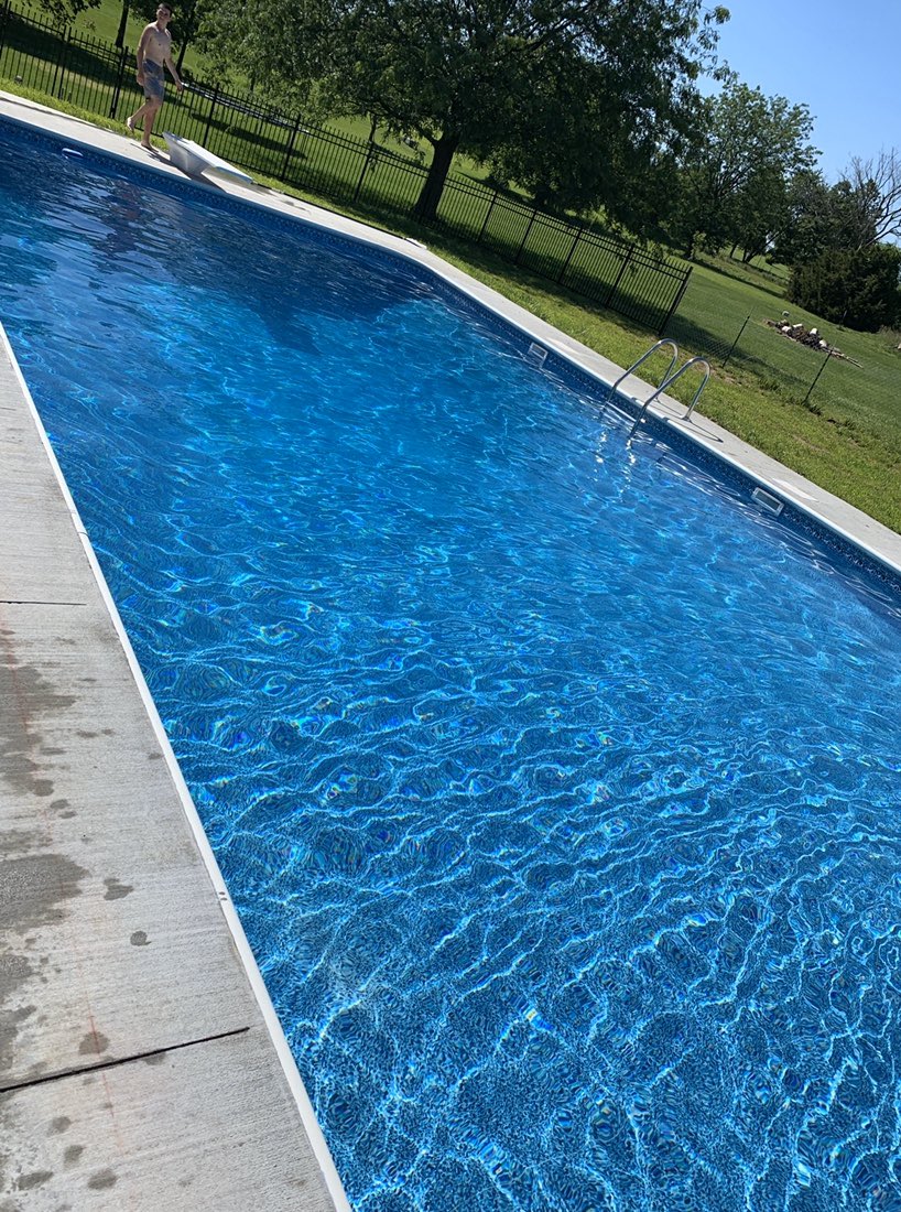 MoniqueAshlee2's tweet photo. Craving summer, pool time &amp; bbqs 🥺🍓 https://t.co/h28WzUFMkv