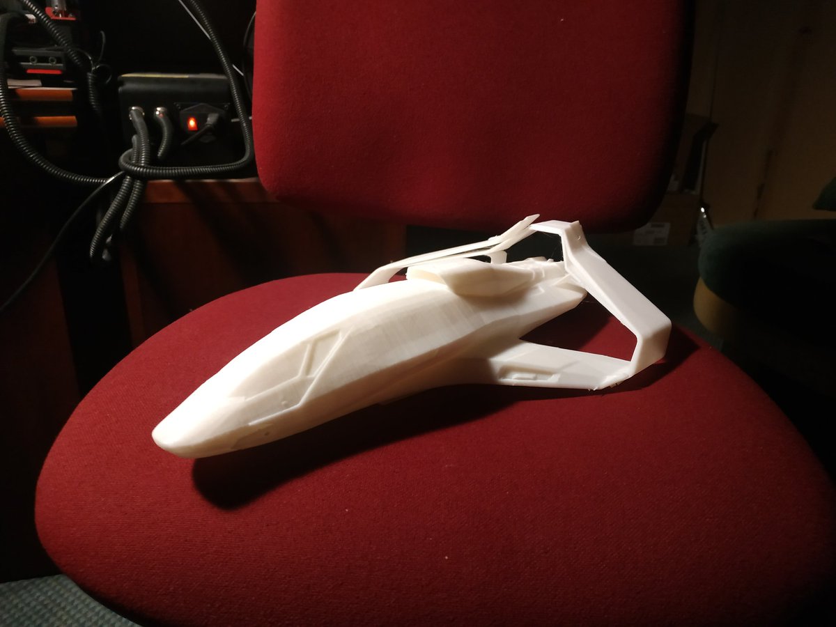 GBacouel's tweet photo. A new print in my verse today ! A 300 i from Origin ! 46 cm and a lock with lots or sucess ! Now it s Time for painting it ! Cant wait to see the result !  #StarCitizen #chrisrobert #origin300i #starcitizenfrance @starcitizenfra @RobertsSpaceInd @KrapoPlay https://t.co/xZ5kePjX8Q