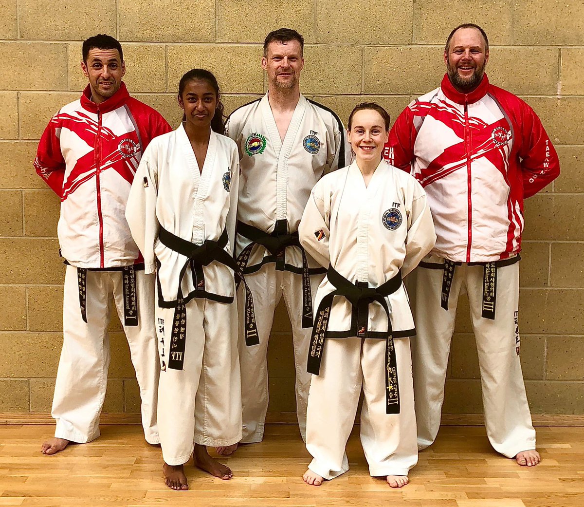 harwoodtkd's tweet photo. Caterham students selected to represent England ๐ด๓ ง๓ ข๓ ฅ๓ ฎ๓ ง๓ ฟ with their Instrucor Mr Harwood.
Well done and congratulations to Mr Kendall on selection for Individual power today ๐๐ป #Caterhamtkd #TeamCaterham #ITFEngland #EC2020 #itftkd #itftaekwondo https://t.co/gxeLLxFaEq