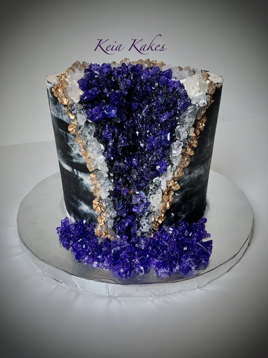 KeiaKakes's tweet photo. Geode birthday cakes #KeiaKakes #geode #birthdaycake #geodecakes #homebaker #dallas https://t.co/SlvO5hmUKV