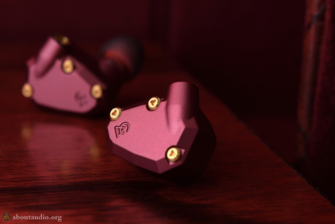 AboutAudio_org's tweet photo. [@campfireaudio IO Review: Little Andromeda] has gone live on @aboutaudio and #HeadFi!

IO their new entry model that achieves exciting sound with characteristics that resemble Andromeda quite a bit. Read the review if you are looking for an EDC earphone.
https://t.co/haliW7eNRK https://t.co/v5b0SWDX0N