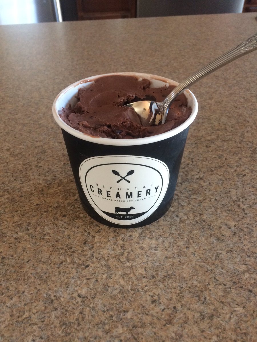 Got my first pint of Echo's Chocolate Extravaganza. YUM!Let's go <a href="/BayshoreMiddle/">BayshoreMiddleSchool</a> #DolphinPride #MTPSPride #nicholascreamery