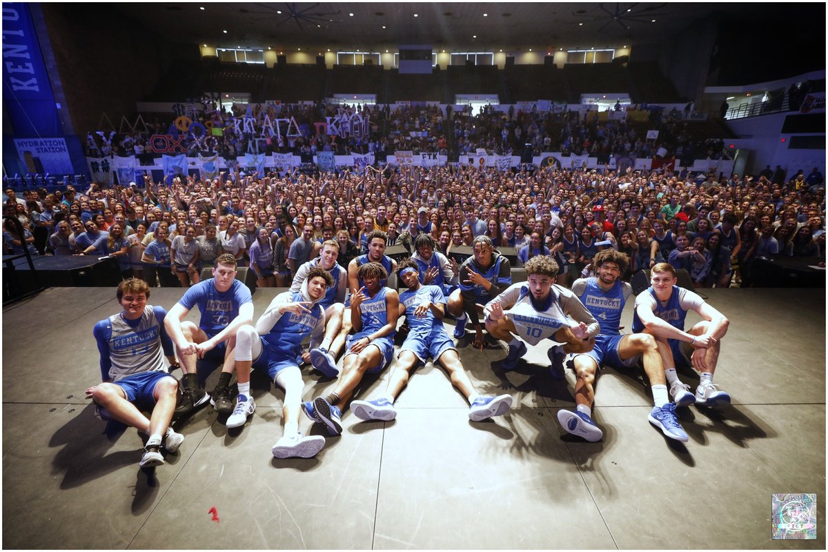 CoachCalArk's tweet photo. Their classmates have been going non-stop since yesterday &amp; they wanted to go over to support, which tells you what these kids are about. I want to commend everyone who plays a part in #DB20. They raised nearly $1.9 million last year. Can’t wait to see the totals this year! #FTK https://t.co/RzUbFbL1aY