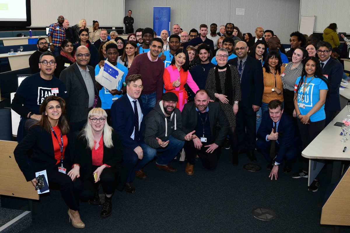 jassansi's tweet photo. .@BrumHour Graduate Re-Tune launched at #tigerLAB
A great programme designed to support unemployed and underemployed graduates from both @MyBCU & @AstonUniversity into graduate level jobs
Enjoy the images: https://t.co/AmFFVYRsVt
#BrumHour https://t.co/Y234U8rUAr