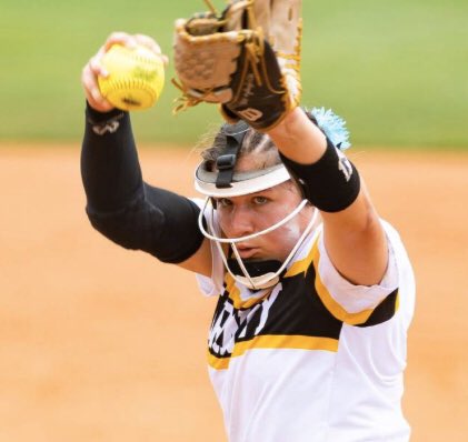 Gosset41's tweet photo. SBALL- WEEK 2

Top Batter
Viv Hernandez, EATON
0.722 BA, 3HR 6 2B
11XBH, 12RBI 10R

Pitching Performance
Savanna DesRochers, FORNEY
17IP 6H 1R 19K Fri/Sat

Best Leadoff
Lily Acuna, WAKELAND
0.800 BA, 10SB, 9R, 5RBI

Team- Keller Central
6-0, 7R Allowed
W #9 Lake Ridge, #8 Brock https://t.co/xWZ2xTtxMN