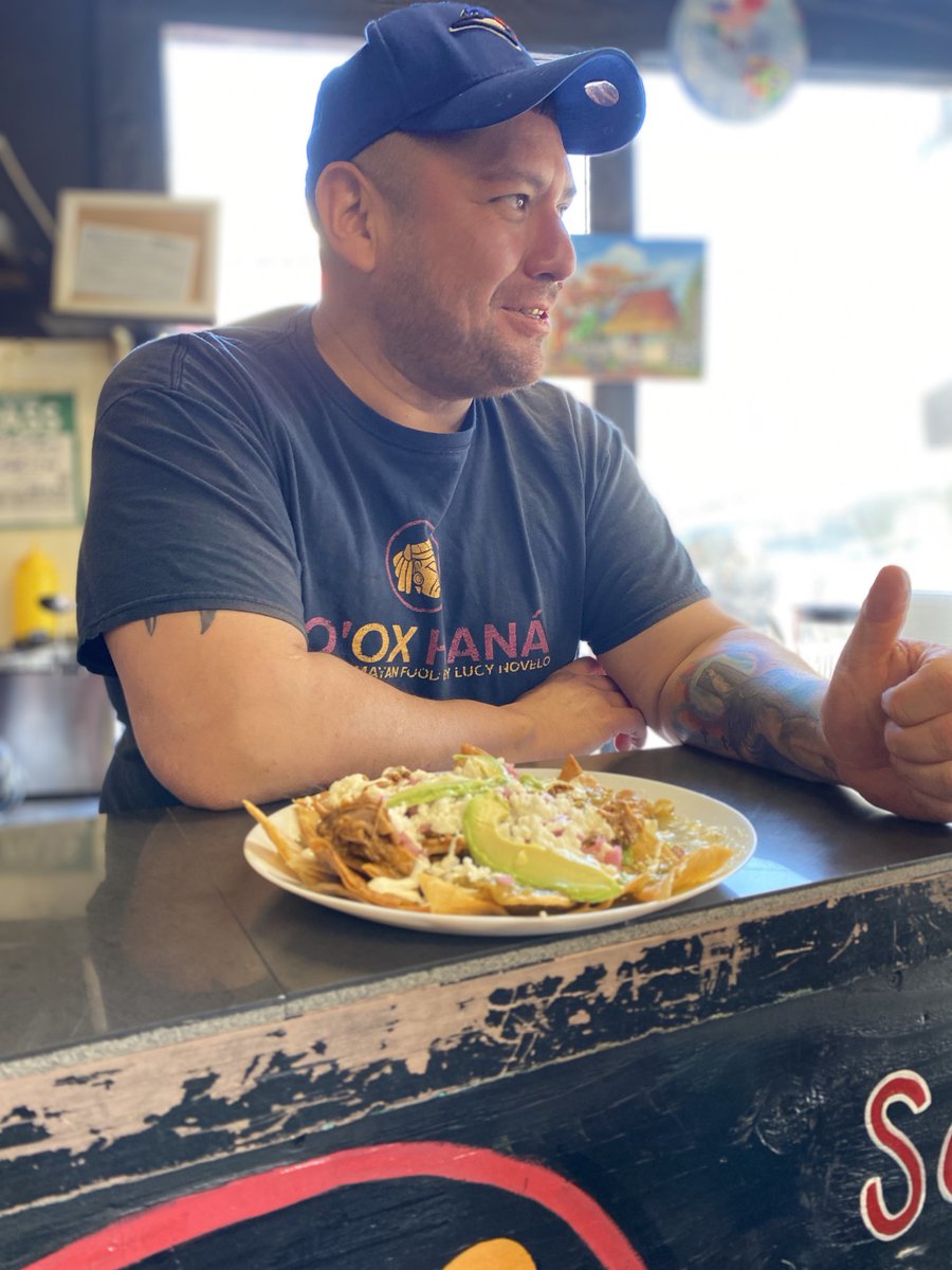 En el corazón de #KensingtonMarket hay una joya: @kooxhanacanada, el único lugar de auténtica comida maya y yucateca. ¡Prueba la cochinita pibil!
#VisitaToronto