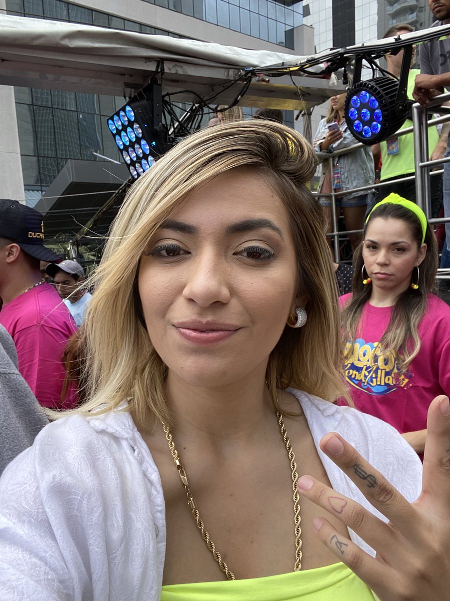 danirussotv's tweet photo. Selfinha https://t.co/24oAnd4Zre
